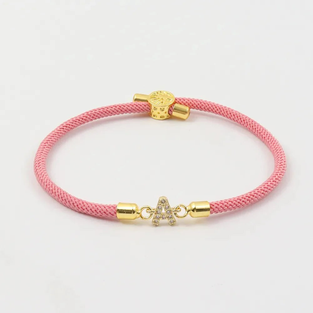 https://cdn.shopify.com/s/files/1/0820/4999/0943/files/adjustable-letter-initial-bracelets-656917.webp?v=1735136815