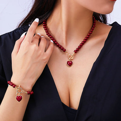 https://cdn.shopify.com/s/files/1/0820/4999/0943/files/beaded-heart-pendant-bracelet-and-necklace-set-646249.jpg?v=1720594119