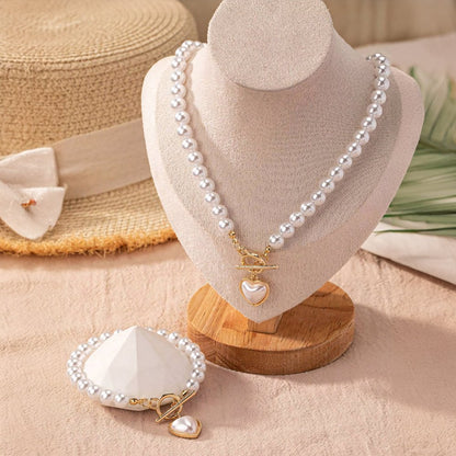 https://cdn.shopify.com/s/files/1/0820/4999/0943/files/beaded-heart-pendant-bracelet-and-necklace-set-894474.jpg?v=1720594119