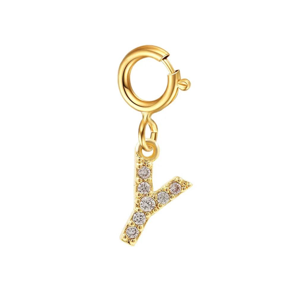 https://cdn.shopify.com/s/files/1/0820/4999/0943/files/dainty-cuban-figaro-chain-letter-initial-bracelet-528821.webp?v=1724406015