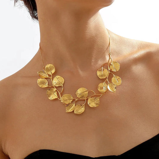 https://cdn.shopify.com/s/files/1/0820/4999/0943/files/natures-leaf-statement-necklace-598663.webp?v=1762198203