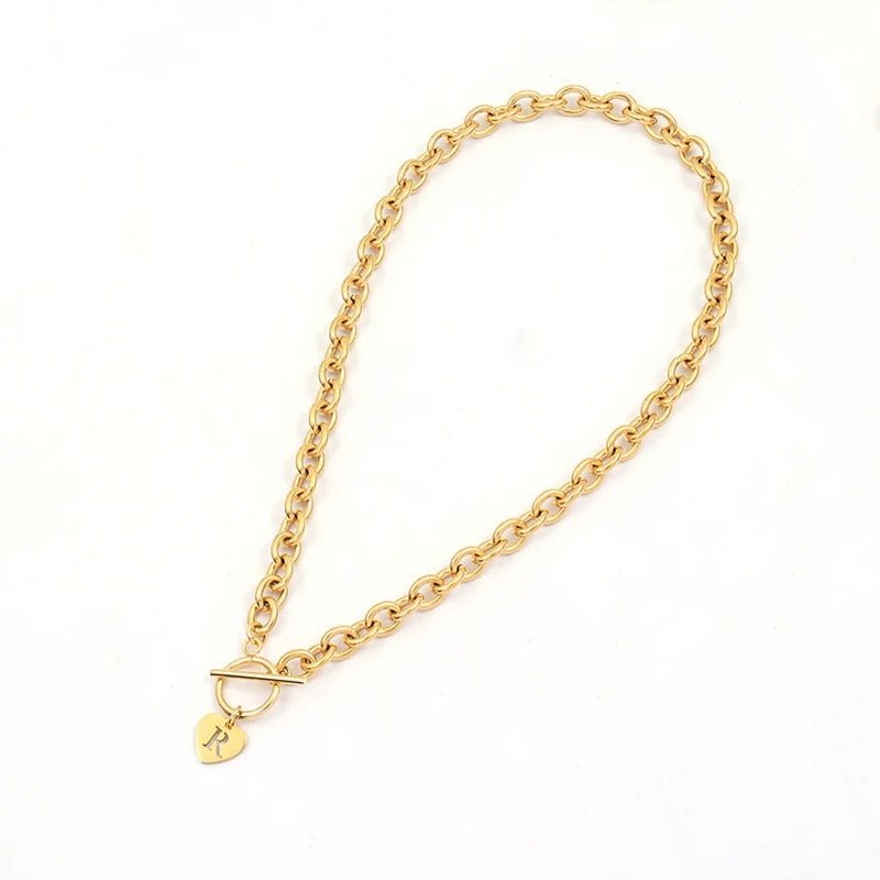 https://cdn.shopify.com/s/files/1/0820/4999/0943/files/paperclip-heart-letter-initial-choker-necklace-726026.jpg?v=1753124247