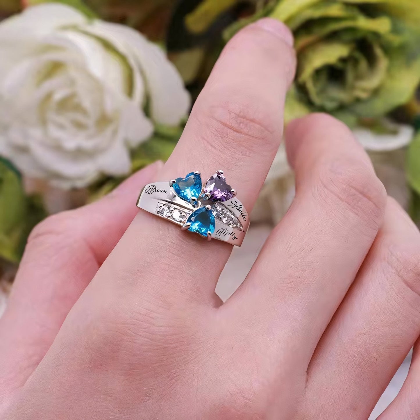 https://cdn.shopify.com/s/files/1/0820/4999/0943/files/personalized-diamond-heart-name-birthstone-ring-754805.jpg?v=1722997281