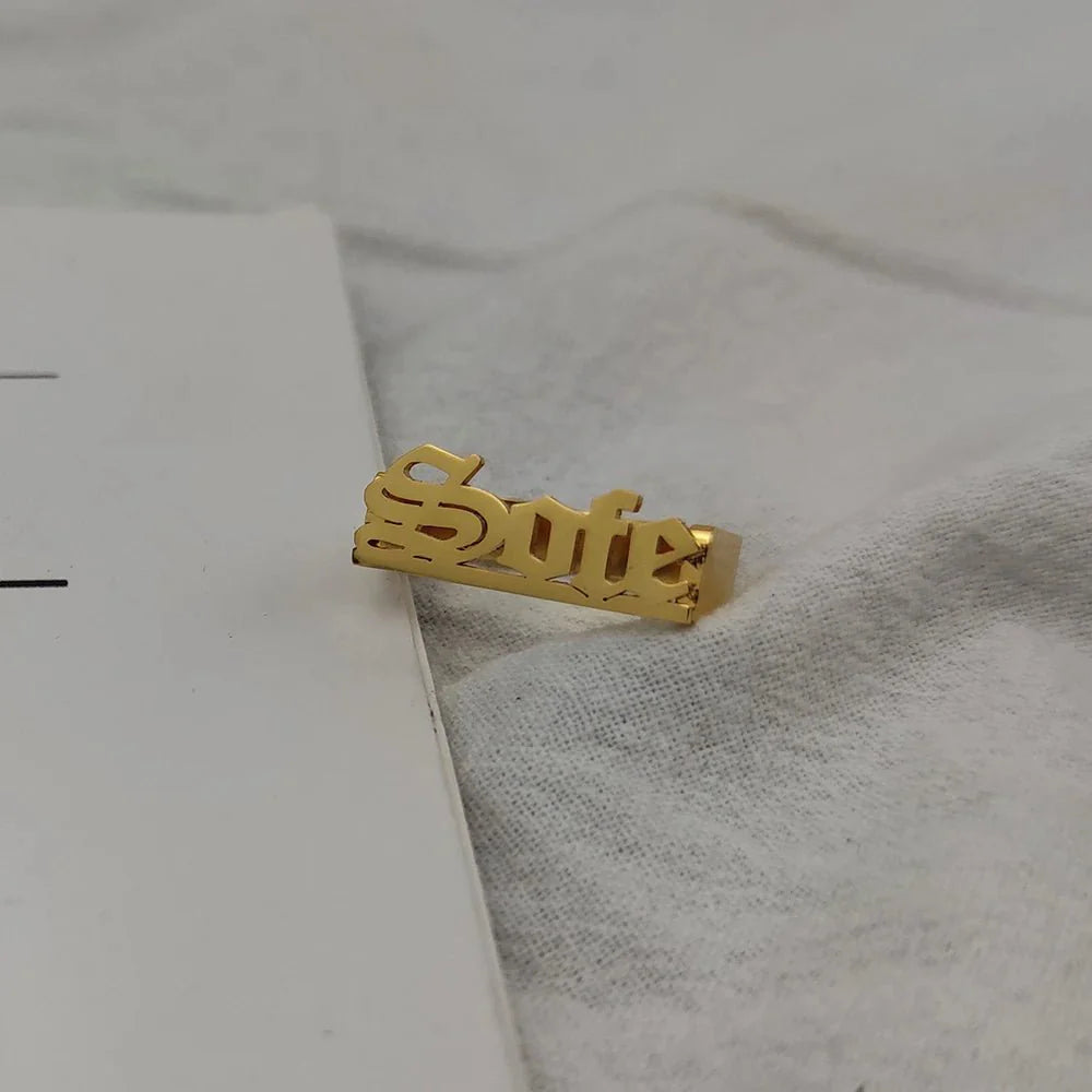 https://cdn.shopify.com/s/files/1/0820/4999/0943/files/personalized-name-classy-rings-920025.webp?v=1721174185