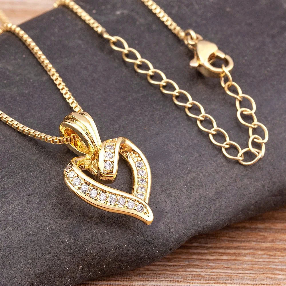 https://cdn.shopify.com/s/files/1/0820/4999/0943/files/romantic-diamond-heart-pendant-necklace-495143.webp?v=1722251350